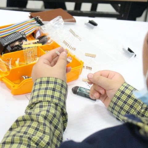 مکاترونیک برای کودکان